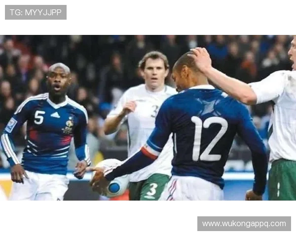 VAR判罚争议到底源自哪些规则盲区？深度解读裁判标准