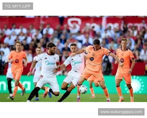 巴萨进攻流畅但纵深缺失，套路僵化影响破防效率