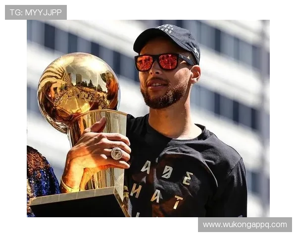 皮蓬挡拆时突破解决方案优于库里，提升球队关键得分能力